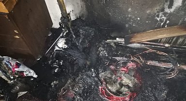Geçimli'de ev yandı: 9 nüfuslu aile açıkta kaldı