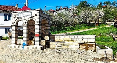 Gediz Cebrail köyü çeşmeleriyle hayran bırakıyor