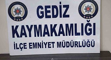 Gediz'de polis uyuşturucuya geçit vermiyor