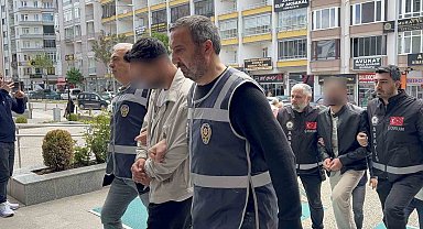Güzellik salonunda akılalmaz yöntemle vurgun: Müşterilerin telefonundan kredi çeken 6 şüpheli tutuklandı