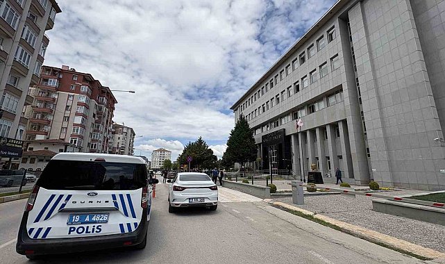 Güzellik salonunda mobil bankacılık tuzağı: Müşterilerinin adına kredi çeken şebeke çökertildi