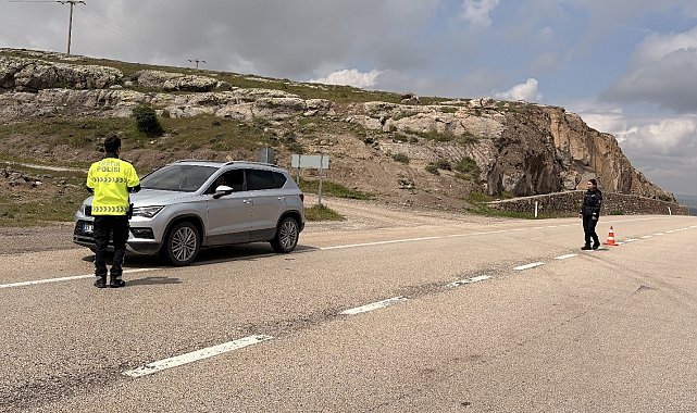 Güzelyurt'ta trafik ve asayiş ekipleri bayram denetiminde