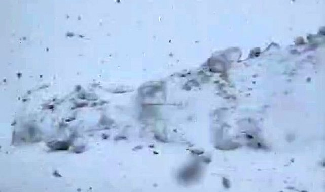 Hakkari'de mayıs ayında kar yağışı