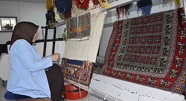 Halı kursuyla kadınlar güçleniyor