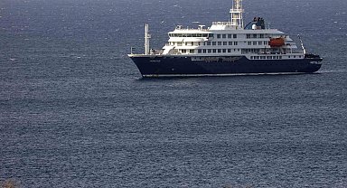 Hantavirüsü salgının yaşandığı gemi Kanarya Adaları'na ulaştı