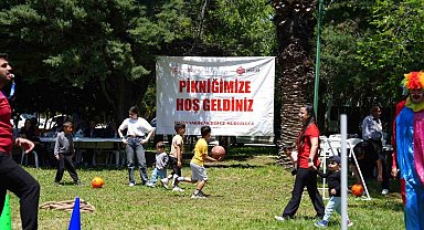 Hatay'da düzenlenen piknikte depremzede çocuklar doyasıya eğlendi