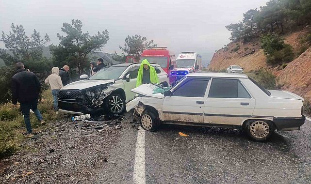 Havran'da iki otomobil çarpıştı: 1 yaralı