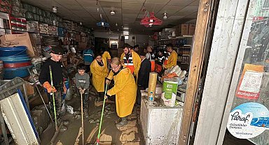 Havza'daki selin yaraları sarılıyor: 2 bin 624 personel ve bin 200 gönüllü görev yaptı