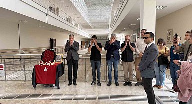 Hayatını kaybeden Ali Özer için üniversitede anma programı düzenlendi