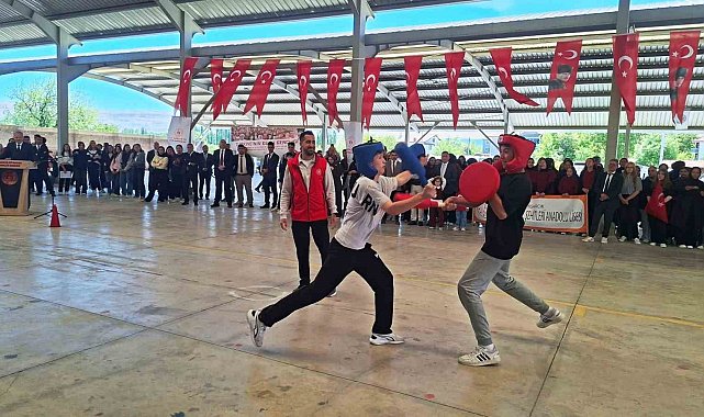 Hisarcık'ta geleneksel matrak oyunu büyük ilgi gördü