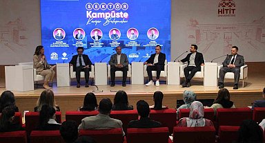 Hitit Üniversitesi'nde sektörün öncüleri öğrencilerle buluştu