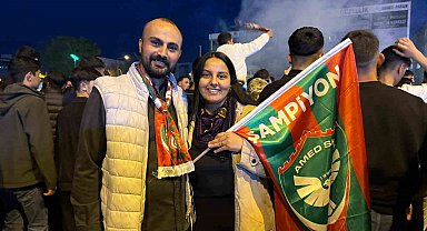 Iğdır sokaklarında Amed Sportif Faaliyetler taraftarından Süper Lig sevinci