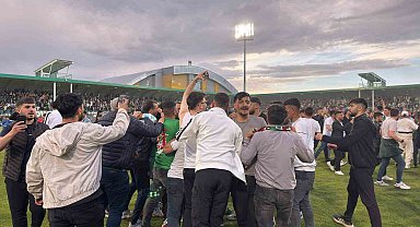 Iğdır'da Amed Sportif Faaliyler taraftarının şampiyonluk coşkusu