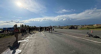 Iğdır'da otomobilin çarptığı motosiklet sürücüsü hayatını kaybetti