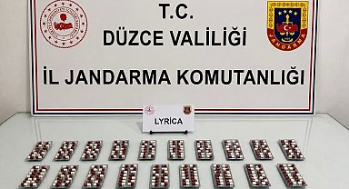 İl dışından Düzce'ye uyuşturucu sevkiyatına jandarma engeli