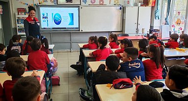 İlkokul öğrencilerine gıda israfının önlenmesi, balığın faydaları ve beslenme eğitimi verildi