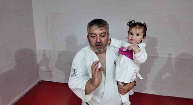 İnegöl'ün karateci ailesi: Bu ailede kemer kuşaktan kuşağa geçiyor