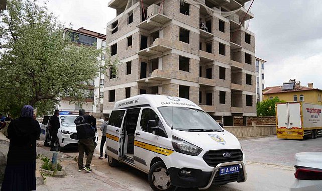 İnşaattan düşen işçi ağır yaralandı
