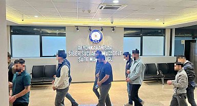 İnternet üzerinden yaklaşık 8 milyon 250 bin TL'lik dolandırıcılık yapan 5 kişi tutuklandı