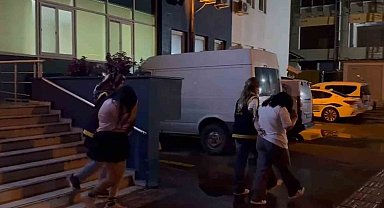 İskenderun'da günübirlik apartlara fuhuş operasyonu: 3 gözaltı