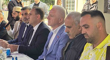İstanbul Valisi Gül bıçaklanarak öldürülen 16 yaşındaki Abdulbaki için düzenlenen mevlide katıldı