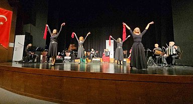 İzmirli sanatçı, uluslararası akordeon festivalinde jüri üyeliği yaptı