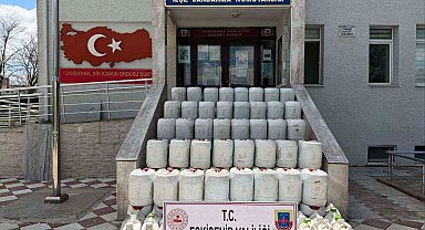 Jandarma 2 bin 270 litre sahte sıvı gübre ele geçirildi