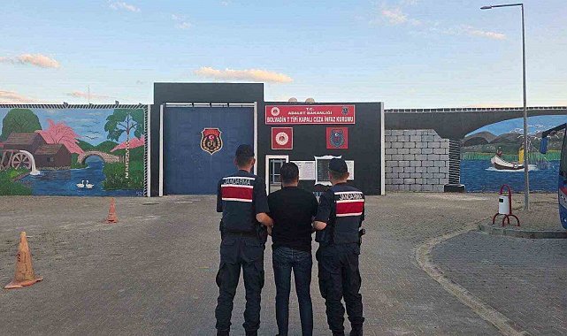 Jandarma çeşitli suçlardan aranan 43 kişiyi yakaladı