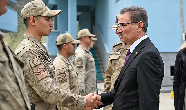 Jandarmada bayramlaşma coşkusu