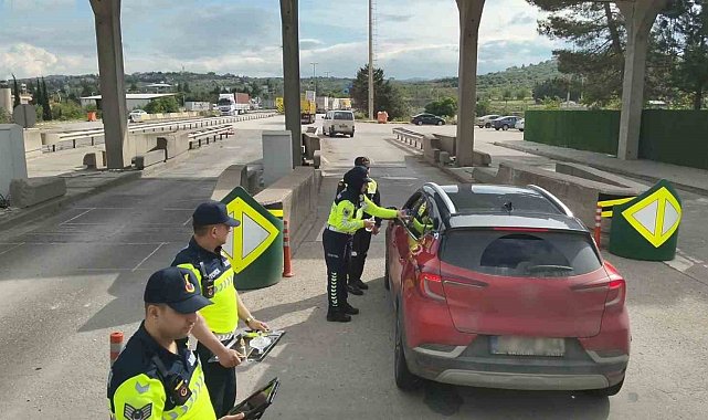 Jandarmadan otoyolda bayram denetimi