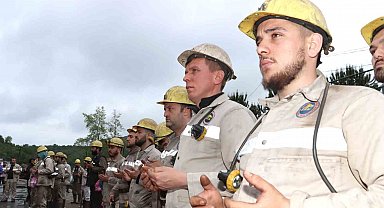 Karadon'da facianın 16. yıldönümünde, 30 maden şehidi törenle anıldı