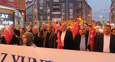 Karaman'da Türk Dil Bayramı etkinlikleri kapsamında fener alayı düzenlendi