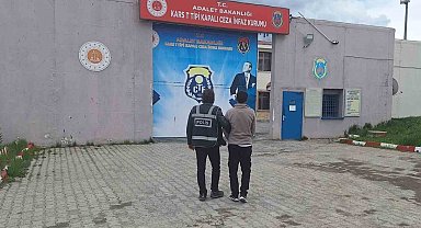 Kars'ta kredi kartı dolandırıcısı yakalandı