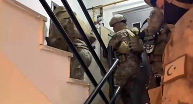 Kars'ta rüşvet ve kaçakçılık operasyonu: Biri aktif polis 7 kişi tutuklandı