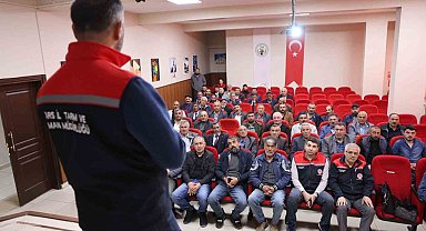 Kars'ta üreticilere kırsal kalkınma ve tasarruflu sulama desteği anlatıldı
