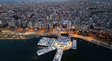 Karşıyaka Yalı Bulvarı'na yükseltilmiş ve desenli yaya platformu