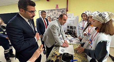 Kastamonu'da öğrenciler yaptıkları bilimsel çalışmaları sergiledi
