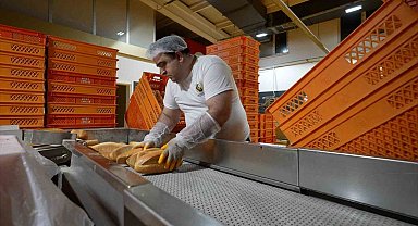 Kayseri Büyükşehir, günde 100 bini aşan ekmek üretiyor