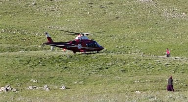 Kaza geçiren motosiklet sürücüsüne hava ambulansı