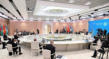 Kazakistan Cumhurbaşkanı Tokayev: "Türk dünyası her zaman dayanışmasını korumalı ve birlikte ilerlemelidir"