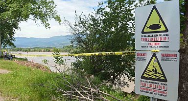 Kelkit çayı taştı, ağaçlık alan nehre dönüştü, seralar sular altında kaldı