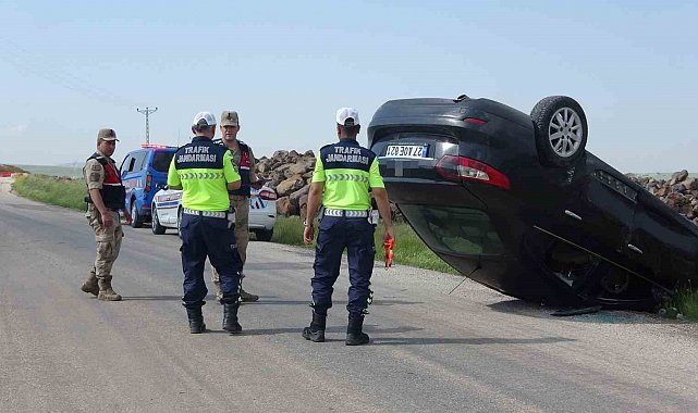Kilis'te feci kaza: Otomobil taklalar attı, 5 kişi yaralandı