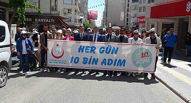 Kilis'te "Sağlık İçin Hareket Et Günü" kapsamında yürüyüş düzenlendi