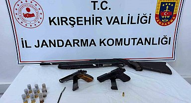 Kırşehir'de ruhsatsız silah operasyonu