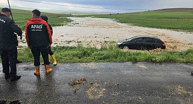 Kırşehir'de sağanak sele neden oldu