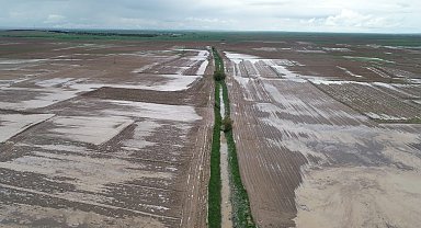 Kırşehir'de selin vurduğu tarım arazileri dron ile görüntülendi