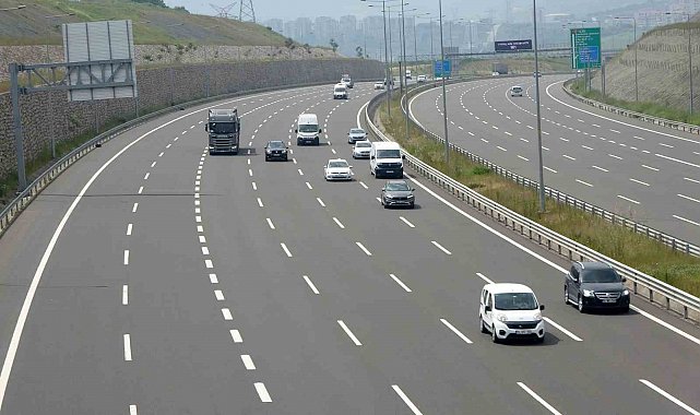 Kocaeli'de otoyollarda bayram tatili öncesi sakinlik yaşanıyor