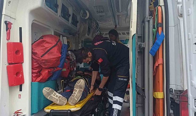Konya'da otomobil ile motosiklet çarpıştı: 1 yaralı
