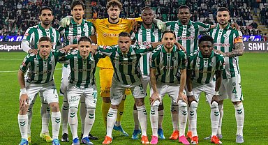 Konyaspor'da İlhan Palut geldi, bahar geldi