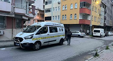 Küçükçekmece'de husumetliler arasında silahlı çatışma: 1 yaralı